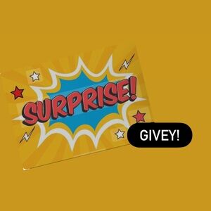 Surprise Givey during lives🎉!